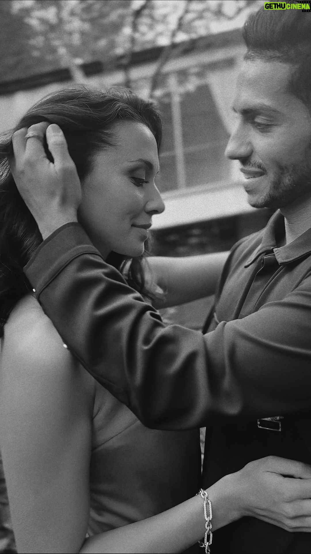 Mena Massoud Instagram - Dream a little dream @davidyurman