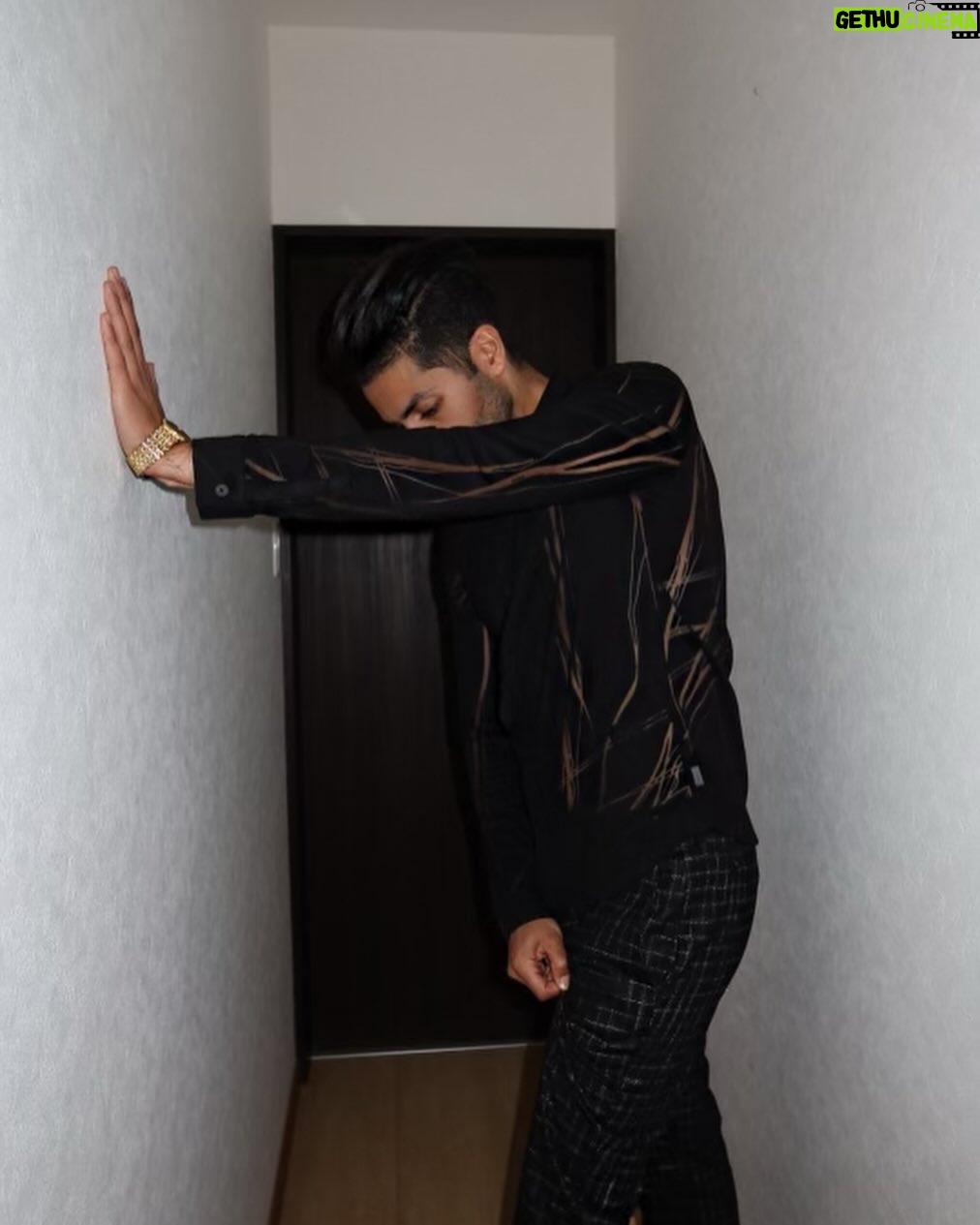 Mena Massoud Instagram - Good things take ⏳