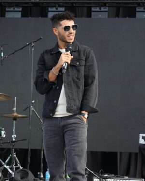 Mena Massoud Instagram - Shout out to all the Egyptians 🇪🇬 in #the6ix The turnout @canadianegyptianheritage festival was unreal!