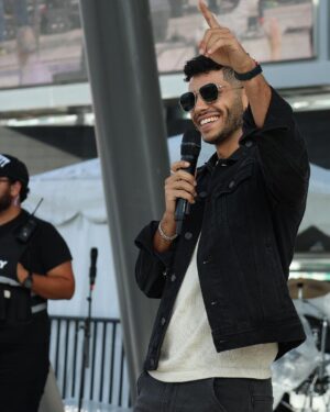 Mena Massoud Instagram - Shout out to all the Egyptians 🇪🇬 in #the6ix The turnout @canadianegyptianheritage festival was unreal!