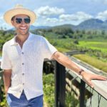 Mena Massoud Instagram – Happy Sunday from #Hawaii ☀️