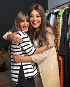 Menna Fadali Instagram - الحب كله ❤️ بحبها من قلبي واحلي شغل معاكي كفايه قلبها و روحها الحلوه زينب في #صوابع_زينب مبروك يا قلبي نورتي المسرح وانتي اضافه ل اي عمل وحقيقي انتي مكسب ل اي حد يعرفك او يشتغل معاكي بحبك يا ملكه احلي هالوله❤️❤️❤️ #صوابع_زينب Riyadh, Saudi Arabia