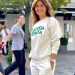 Menna Fadali Instagram - Bonjour 🇫🇷 La Vallée Village, Paris