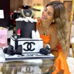 Menna Fadali Instagram - It’s my birthday 🎈🎁🎊🎂 thank u. @cake_up_egypt for lovely birthday cake ❤️ Sheikh Zayed City