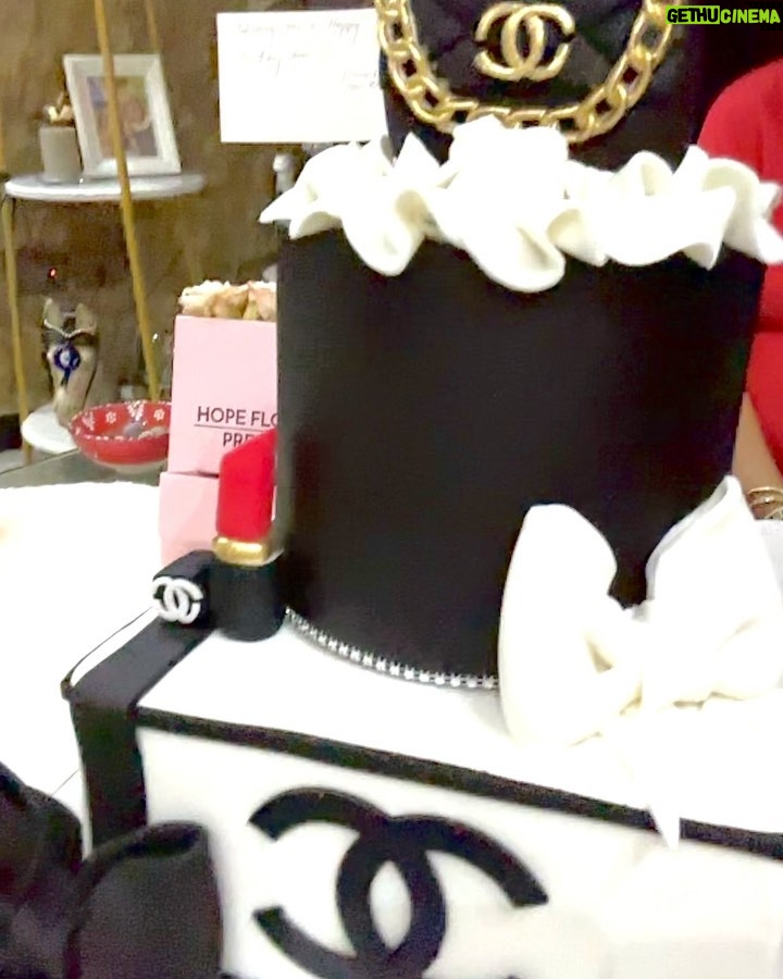 Menna Fadali - 104.4K Likes - It’s my birthday 🎈🎁🎊🎂 thank u. @cake_up_egypt for lovely birthday cake ❤️