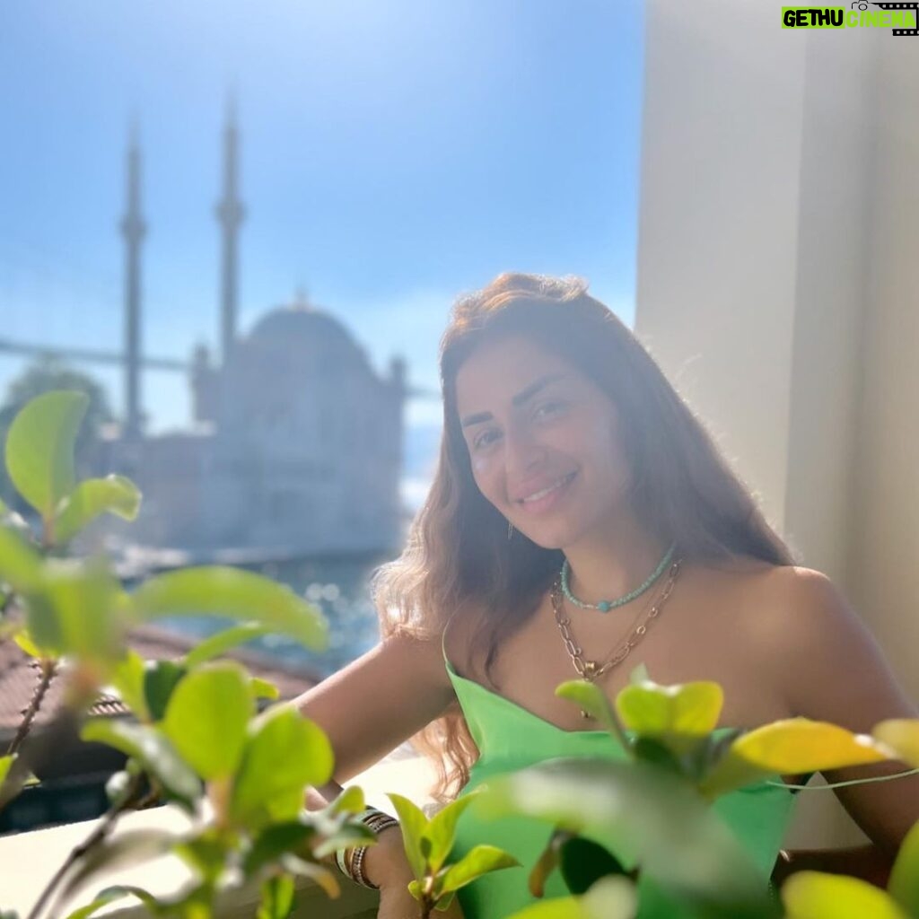 Menna Fadali Instagram - Günaydın istanbul 🇹🇷🇹🇷 Ortaköy