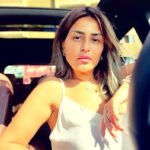 Menna Fadali Instagram - أسوأ الناس في حياتنا هم من دخلوا من باب الثقه وخرجوا من باب الغدر👌🏽