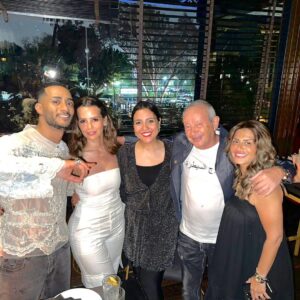 Menna Fadali Instagram - Happy birthday number one ❤️❤️❤️🎂 @mohamedramadanws @naguib_sawirs @emanelassiofficial @maikassab 💫