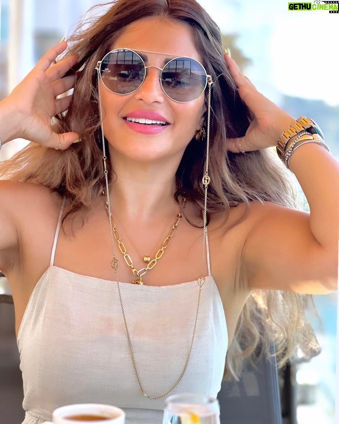Menna Fadali - 83.8K Likes - a woman who is okay with being alone is a powerful woman 🤍 #istanbul 🇹🇷