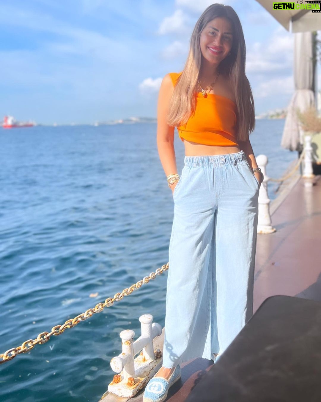 Menna Fadali Instagram - Günaydın 🇹🇷 #istanbul The House Cafe Ortaköy