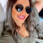 Menna Fadali Instagram - Bye bye cairo🤫 😉 dubai ❤️ #dubai Emirates Lounge Cairo