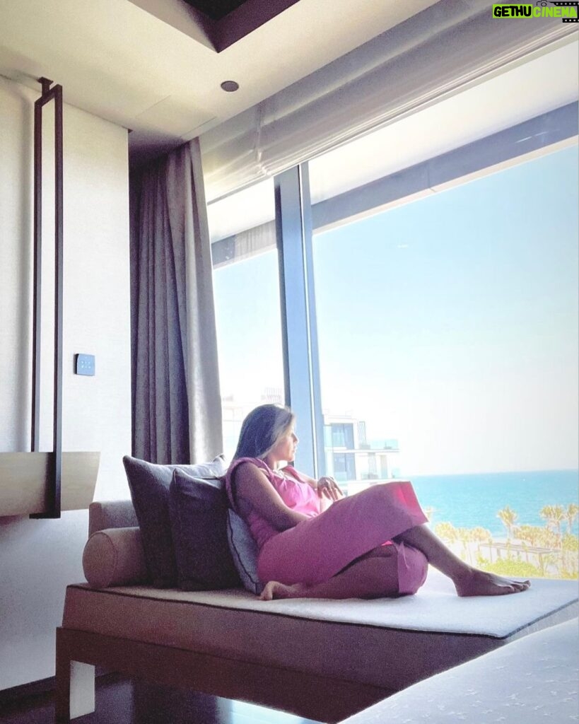 Menna Fadali Instagram - The pink girl 💗 #dubai 🇦🇪 #منه_فضالي #دبي #الامارات #السعوديه