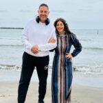 Menna Fadali Instagram - الاستاذ احمد شفيق عشره عمر كتير جدا صاحب جدع كل الناس بتحبو عامل شغل ومجهود كبير جدا في التصوير بجد مبسوطه من قلبي اني معاك في المسلسل ❤️🎥 عن مخرج كوبرا اتحدث 😉 🧿 حتتفرجو علي حاجه حلوه ان شاءالله دعواتكم❤️💣🧿🙏🏼 #كوبرا #النجم_محمد_امام💥 #منه_فضالي #رمضان٢٠٢٤ انشاءالله 🔥🔥 @ahmedshafikkhorshid راس البر Ras El Bar