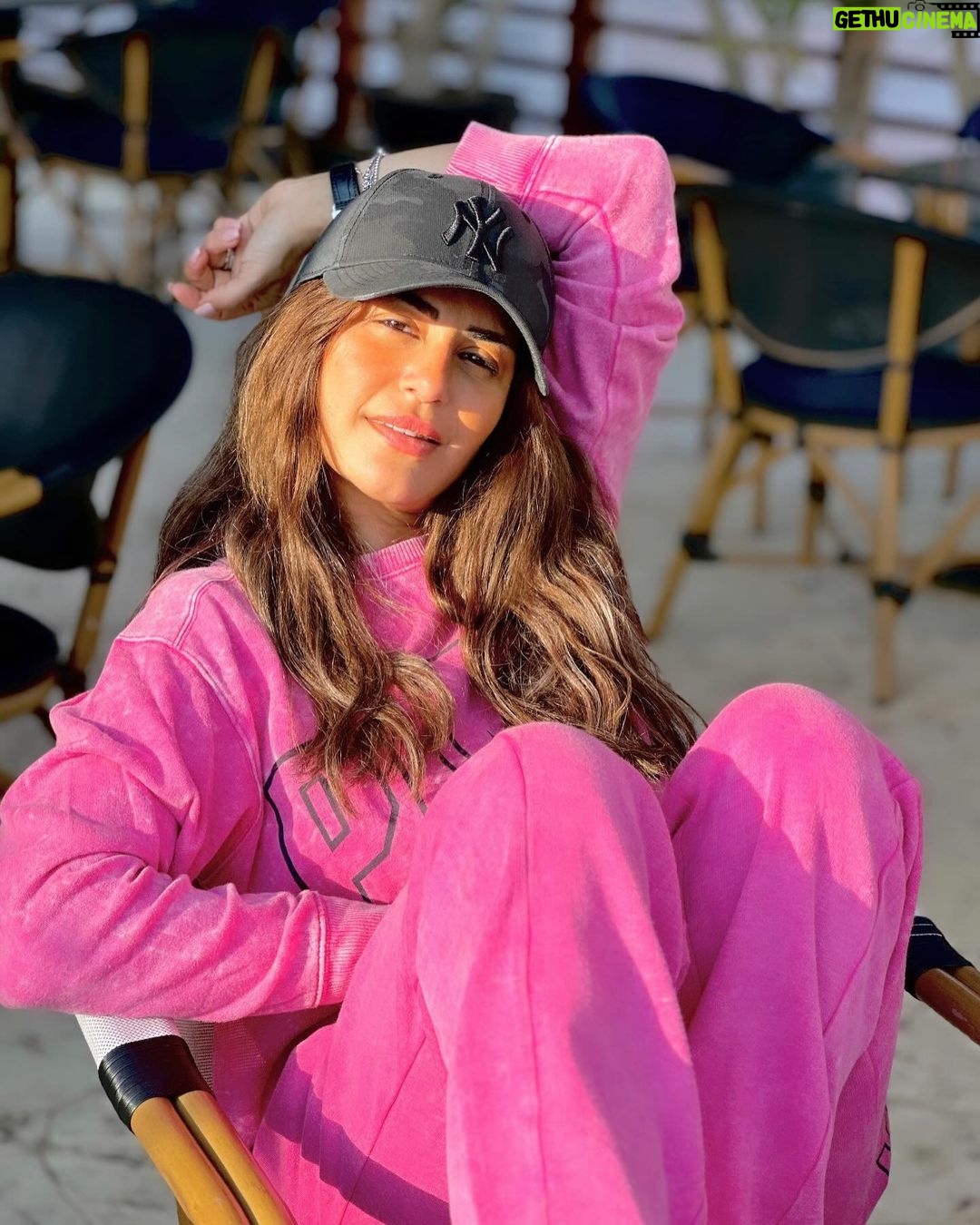 Menna Fadali Instagram - Beauty is not to have a beautiful face but to have a beautiful mind and heart and most importantly a beautiful soul π§Ώπ