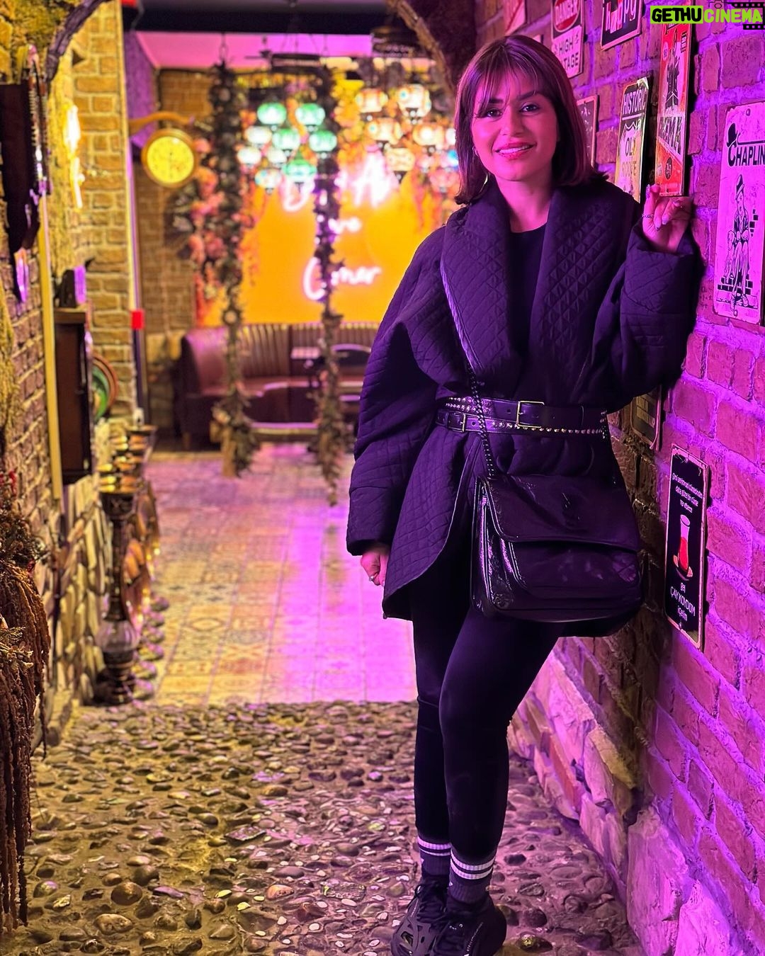Menna Fadali Instagram - Hold on to hope until the last moment of ur life , life is full of unexpected surprise 😉🧿