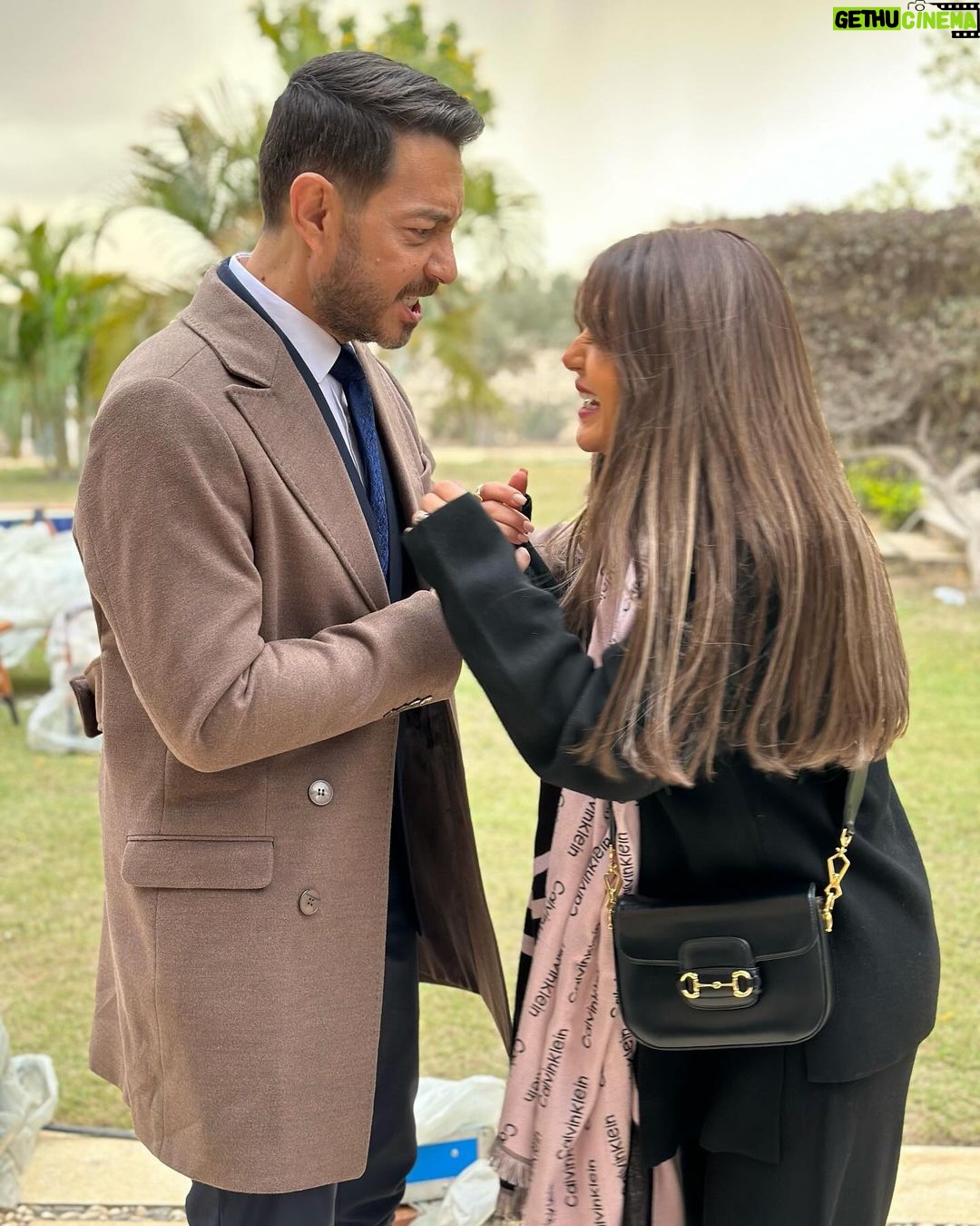 Menna Fadali - 97.6K Likes - بنعمل حاجه حلوه يا رب تعجبكم🎥
محارب #رمضان٢٠٢٤ ان شاءالله
تاليف محمد سيد بشير
اخراج الاستاذه شيرين عادل
انتاج الاستاذ احمد السبكي
دعواتكم
احلي شغل اما تكون بتشتغل مع اعز أصحابك و في كيمياء ما بنكم #احمد_زاهر
حسام و مريم