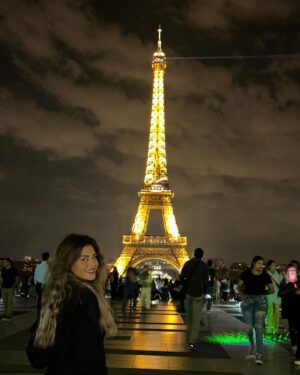 Menna Fadali Instagram - Paris, c’est l’amour 🇫🇷 #paris