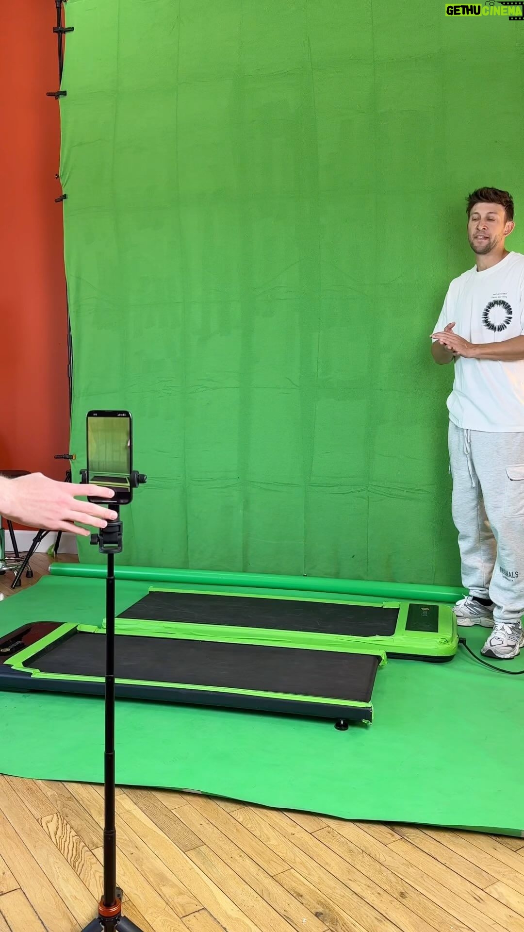 Merrick Hanna Instagram - GUM behind the scenes with @mattsteffanina 🎵: @jessicah_o