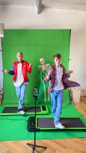 Merrick Hanna Instagram - BTS Spooky Skeletons! @mattsteffanina 💀 #halloween #skeletons #greenscreen #behindthescenes