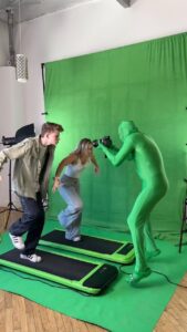 Merrick Hanna Instagram - Cameraman went wild 🤣 @sofyaplotnikova