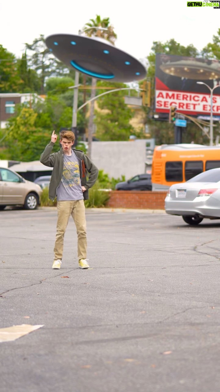 Merrick Hanna Instagram - Stop drop and roll? πΈπ½ do you think aliens are here already?