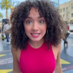 Merrick Hanna Instagram - We had to do this iconic scene🤣 @merrickhanna If you know what movie this is, we are besties ! . . #losangeles #hollywood #hollywoodboulevard #california #actress #funny #meangirls #meangirlsmovie #meangirlsmusical #risa #comedia #comedy #humor #laugh #viral #explore #explorepage Los Angeles, California