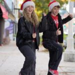 Merrick Hanna Instagram – 2023 Dance Challenge! @indistar 🎅🤶
#tiktok #dancechallenge #tiktokdancechallenge