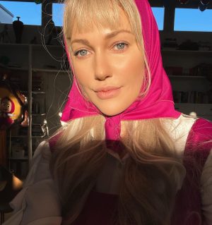 Meryem Uzerli Instagram - #happybirthday my ♥️!!!! 
#3yearsold 🥰 🎉 💕 #godbless 🙌🏼…. We all love YOU so so much 🎉♥️❤️😻🥰