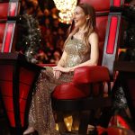 Meryem Uzerli Instagram – TONIGHT 8pm ( Turkish time ⏰) The Voice of Turkey New Years Special @tv8 ( channel : TV8 ) 🎉 ❤️ 
Dress @zuleyhakuru 
Jewelry @bluediamondtr 
Hair styling @ibrahimzengin 
Hair @byhuelya 
Make up @alirizaozdemir 
Styling @aliarisso 
Agency @ph7entertainment 
@muratboz @ebrugundes @acunilicali and BEYAZ 💕 @acunmedyatr