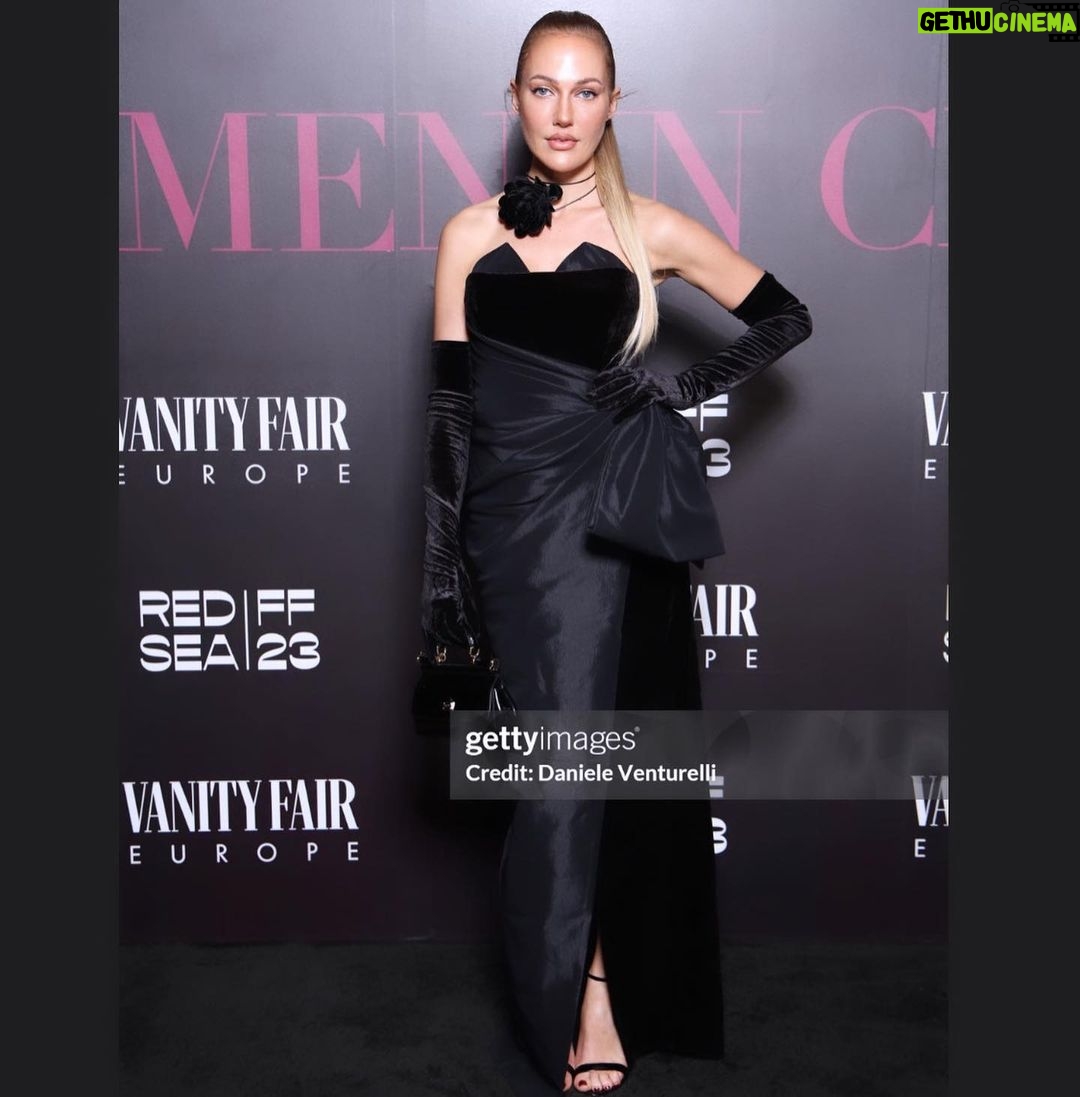 Meryem Uzerli Instagram - @redseafilm 🎞 #womenincinema 🎥 @vanityfair Dress @nourfathallah Hair @hiba_amer990 Make Up @bilaleidofficial Agency @humanagementme #jeddah #saudiarabia ❤️ Jeddah, Saudi Arabia
