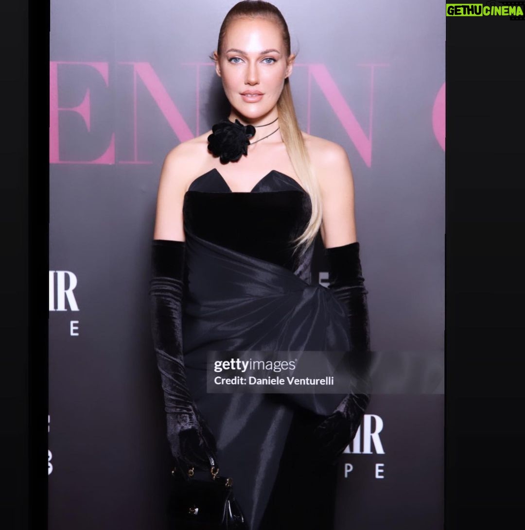 Meryem Uzerli Instagram - @redseafilm 🎞 #womenincinema 🎥 @vanityfair Dress @nourfathallah Hair @hiba_amer990 Make Up @bilaleidofficial Agency @humanagementme #jeddah #saudiarabia ❤️ Jeddah, Saudi Arabia