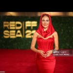 Meryem Uzerli Instagram - @redseafilm 🎞 ❤️ Dress @nourfathallah Jewelry @chopard Hair @hiba_amer990 Make Up @shadia_center Agency @humanagementme #redseafilmfestival #jeddah #saudiarabia #openingceremony 🎥 Jeddah, Saudi Arabia