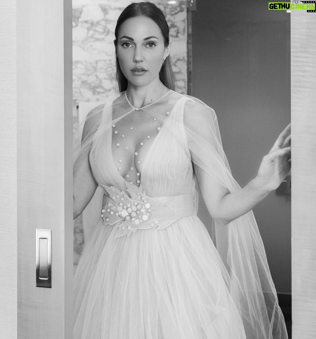 Meryem Uzerli Instagram - 📸 @victoriapinsel Berlin, Germany