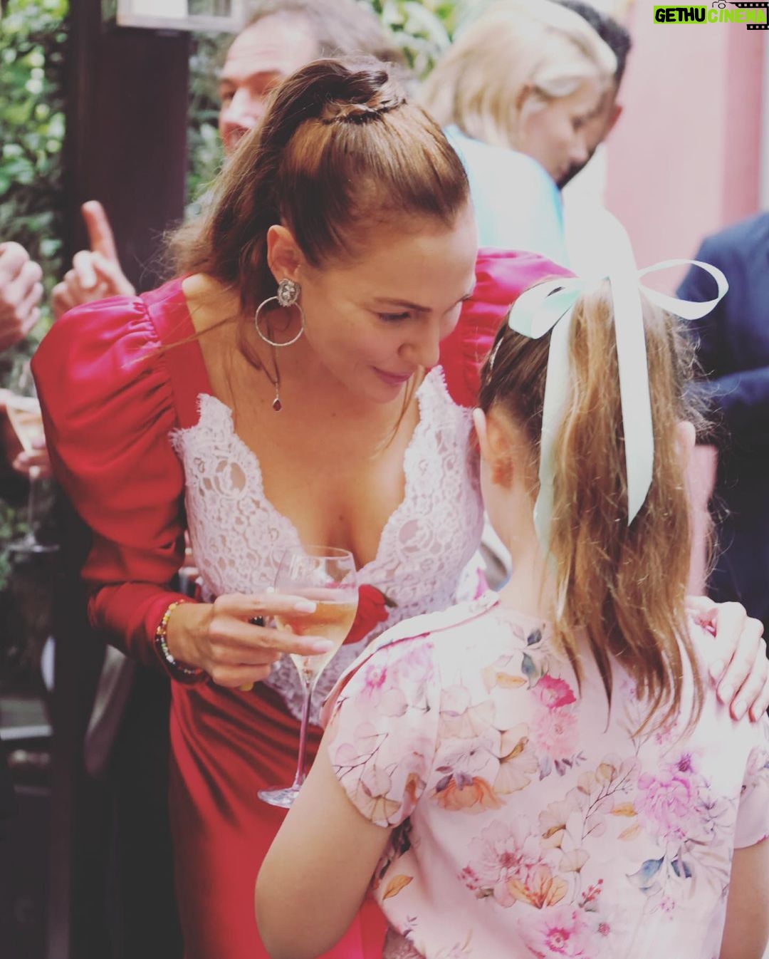 Meryem Uzerli Instagram - More of #happiness💕 🌹 12.08.2023 🌹 📸 @victoriapinsel Hotel de Rome, a Rocco Forte Hotel