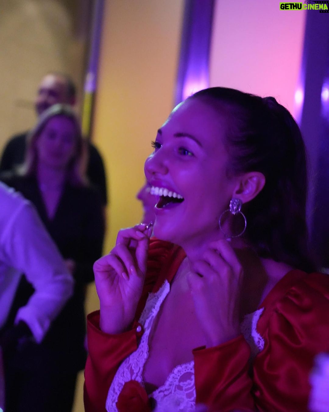 Meryem Uzerli Instagram - 12.08.2023 🎂 ❤️!!!! Happiest #birthdaygirl thanks to everybody who was part of this unforgettable night .. I m deeply thankful ❤️ 📸 @victoriapinsel Special thanks to the incredible talented singer @kingsleyqofficial 🎤 Hotel de Rome, a Rocco Forte Hotel