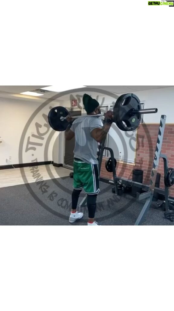 Method Man Instagram - That’s always ppl’s go to.. Nvm the fact it took me yrs to get to this level. And I’m taking care of my self wealth n health. so here it is leg day enjoy. Salute to all of those who aren’t afraid to strive 4 excellence! U motivate n inspire me! Repost from @ticalathletics • #420 #NATTYLIFE #MOTIVATION #TICALATHLETICS #INSPIRATION #GAINZ #RXWATER #DRINKRXWATER #IRONLUNG #TICAL #METHODMAN #JOHNNYBLAZE #HOTNIKKEL #TICALOFFICIAL #HIPHOP #VEINGANG #IIFYM #MACROLIFE #GYM #ART #FITNESS #GRAFFITI #SINY #NYC #BENCHPRESS #SQUATS #DEADLIFT #GYMLIFE #BLACKOWNEDBUSINESS