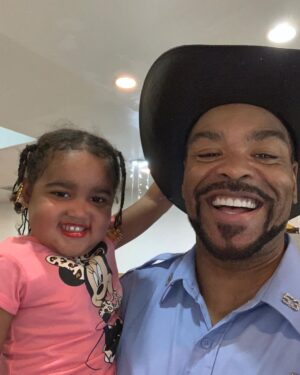 Method Man Instagram - This little princess , used to brighten my day Everyday I was on set shooting Concrete Cowboys , her smile and energy infectious ..the crew ,actors ,production we all loved her. Especially me.... My heart is heavy today hearing that you  lost your battle with cancer.. (I’m literally in tears) Uncle Mef will miss u baby girl RIP Nylah Isabella Rosa-Thorpe💔 condolences to the family she was a special one!! #fuckcancer