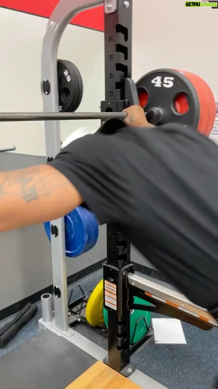 Method Man Instagram - 315 … buckets!! We don’t skip leg day!! Repost from @ticalathletics • BIG LEG DAY B***HES 💯 WWW.TICALATHLETICS.COM #420 #NATTYLIFE #RERACKYOURWEIGHTS #MOTIVATION #TICALATHLETICS #TICALUNIVERSE #TICALWORLD #TICALOFFICIAL #INSPIRATION #GAINZ #RXWATER #IRONLUNG #TICAL #METHODMAN #JOHNNYBLAZE #HOTNIKKEL #HIPHOP #VEINGANG #IIFYM #GYM #ART #FITNESS #GRAFFITI #SINY #NYC #BENCHPRESS #SQUATS #DEADLIFT #GYMLIFE #BLACKOWNEDBUSINESS Wu-Tang Clan District