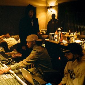 Metro Boomin Instagram - AOTY loading… 🔋🔋🔋