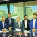 Michael Bisping Instagram - Had the pleasure of working with these legends at @espnmma The legend @teddy_atlas the sports broadcasting goat @jon_anik the greatest bantamweight to ever compete @dominickcruz and one of MMA’s OG’s and strikeforce champion @gilbertmelendez Las Vegas, Nevada