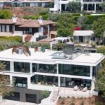 Michael Blakey Instagram - New YouTube video is live ! This episode is hilarious, Adam and I really had a blast checking out this incredible $16 Million Mansion in Pacific Palisades! Join us to see this amazing house and for a laugh by clicking the link in my bio … enjoy 🍿 ~~~~~~~~~~ In it to win it ! ~~~~~~~~~~