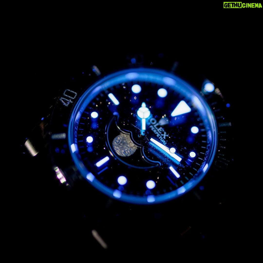 Michael Blakey Instagram - Happy Friday ! Check out the latest creation from @artisansdegeneve This personalization is called The Sea Shepherd Challenge and is the reinterpretation of Captain Paul Watson's Rolex® Submariner® Date. Paul Watson is Sea Shepherd's founder, he has dedicated his life to protect the oceans and marine wildlife. This is Artistans De Genève’s first complication: a moonphase enhanced with an aventurine dial and grand feu enamel disc. To achieve this watchmaking complication, @artisansdegeneve added a specific module to the 3135 movement, the caliber beveled, circular-grained and polished by hand. ~~~~~~~~~~ In it to win it ! ~~~~~~~~~~ Personalized by Artisans de Genève, which is not affiliated or authorized by ROLEX SA. A customization option available solely for private individuals who own a Rolex®️ and only for their private use. Geneva, Switzerland