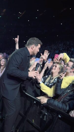 Michael Bublé Instagram - The Higher Tour is headed to Monterrey Mexico for October 4th! Make sure you’re camera ready! 🎥 🇲🇽 #MBHigherTour #Mexico #MBinMexico