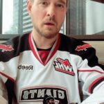 Michael Bublé Instagram - Now that the news is finally out, I guess as part owner of the @whlgiants @mrdrewscott gets a complimentry jersey🏒 #giftwithpurchase #mypropertybrother #vancouvergiants #twinning
