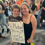 Michael Bublé Instagram - This is your sign to see a Bublé show. #MBHighertour
