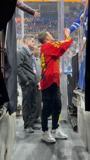 Michael Bublé Instagram - Epic first day at the NHL All Star tournament! Feeling more than confident with my team. Comment below why you think we’re going to win and why it’s going to be by a landslide. #NHLAllStar #Etobicokedolphins