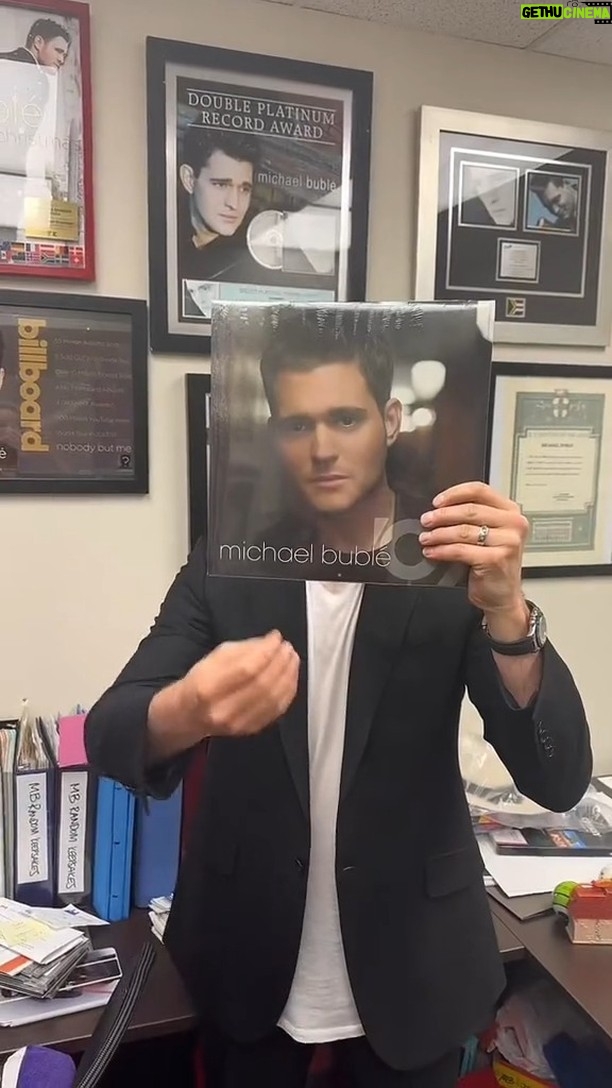 Michael Bublé Instagram - Design is in the details 🧐 #MBHigherTour