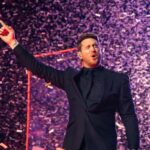Michael Bublé Instagram - Hit the high note, cue the confetti! #MBHigherTour