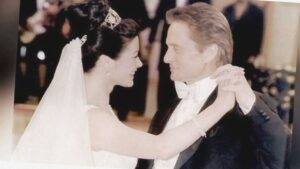 Michael Douglas Instagram - Happy Anniversary my darling Catherine! I love you so much @catherinezetajones ❤️ #21years