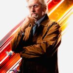 Michael Douglas Instagram - It’s time to suit up! See you all soon 🐜 🐜 🐜 @antmanofficial @mrpeytonreed #PaulRudd @evangelinelillyofficial @michellepfeifferofficial @kathrynnewton
